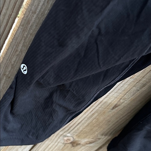 Lululemon Dance Studio Crop *25" Size 10 - Picture 8 of 8